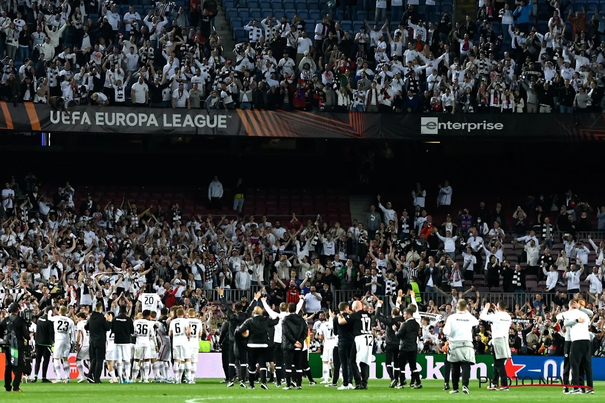 🎥 Les joueurs de l'Eintracht Francfort font un décrassage en plein Barcelone