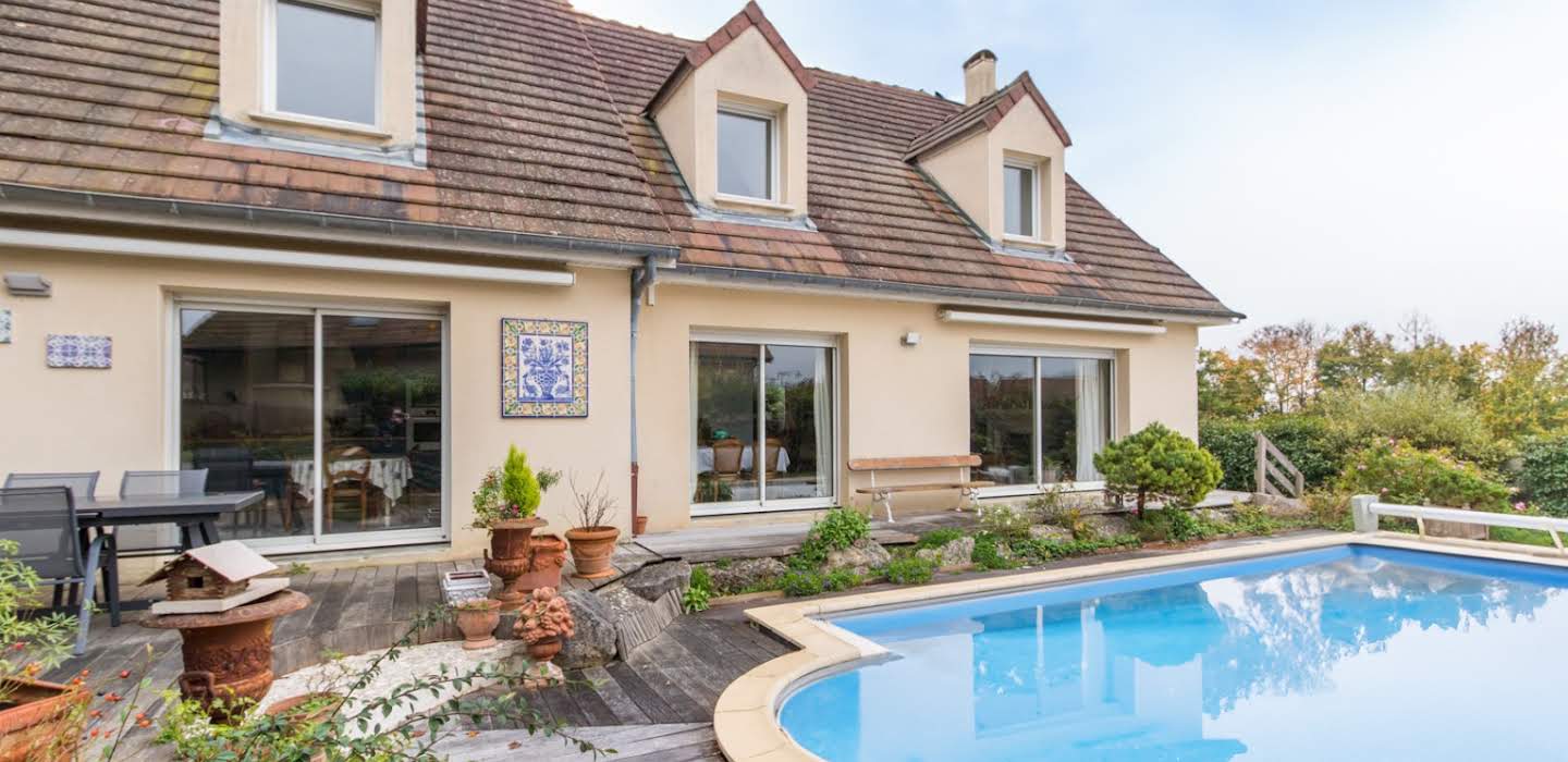 Villa with pool and terrace Talant (21)