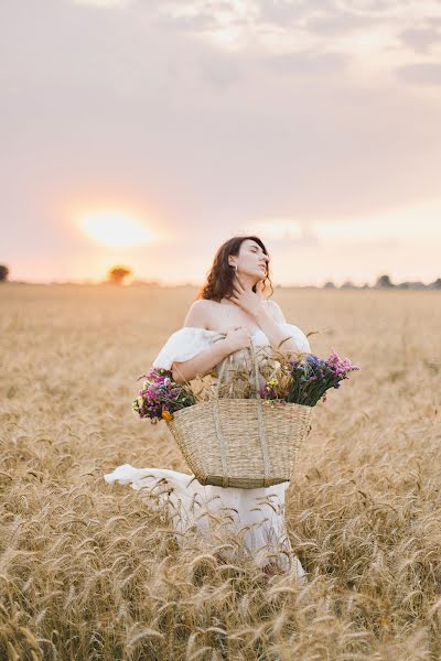 Fotógrafo de casamento Inga Zaychenko (ingazaichenko). Foto de 3 de novembro 2023