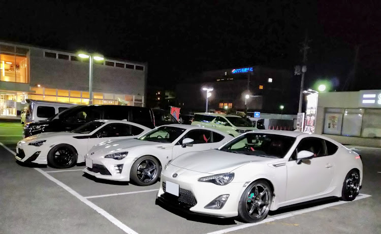 86の86 cafe・K1X・前期&後期に関するカスタム事例の投稿画像1枚目