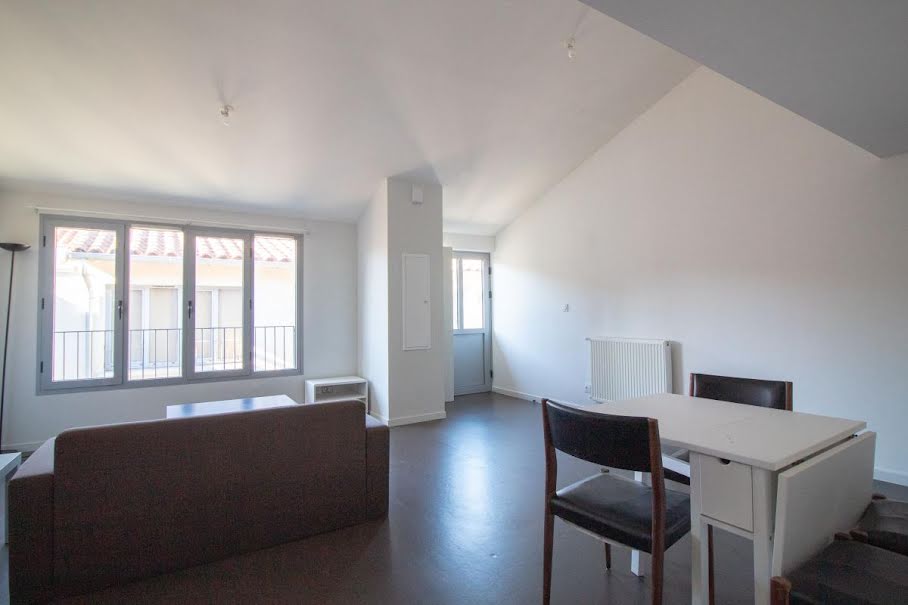 Location meublée duplex 4 pièces 76 m² à Castanet-Tolosan (31320), 850 €