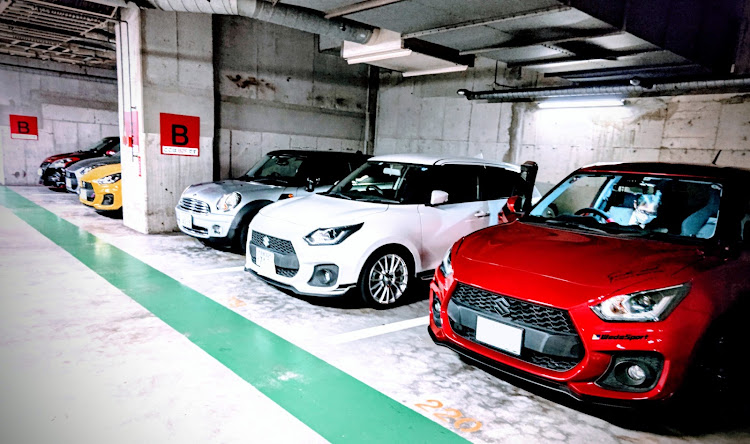 スイフトスポーツの#神戸・エクストラ ステージ❓️❓️🤭・第1弾！・メリケンパーク・🎵YOASOBI🌃！？💕に関するカスタム事例の投稿画像2枚目