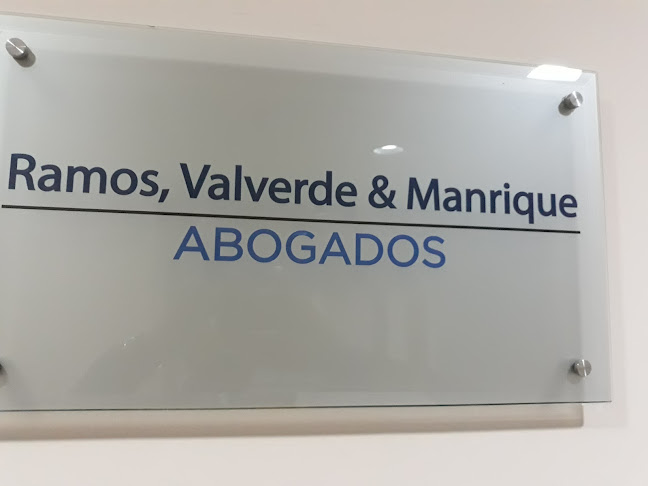 Ramos ,Valverde & Manrique - Abogado