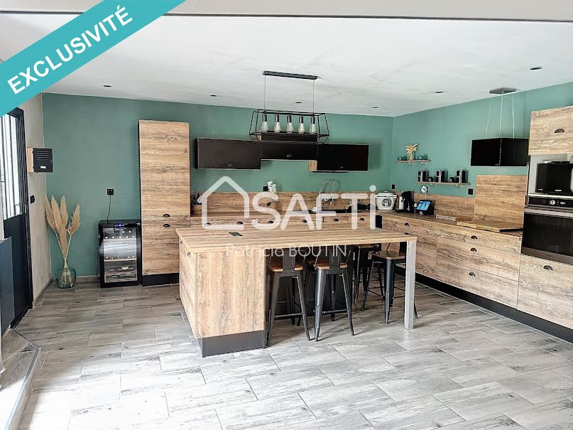 Vente maison 5 pièces 160 m² à La Mothe-Saint-Héray (79800), 215 000 €