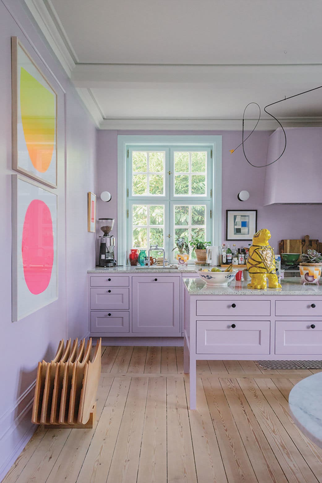 Color trends 2021: Millennial Purple furniture