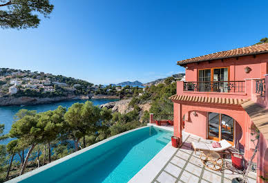 Maison avec jardin et terrasse 1