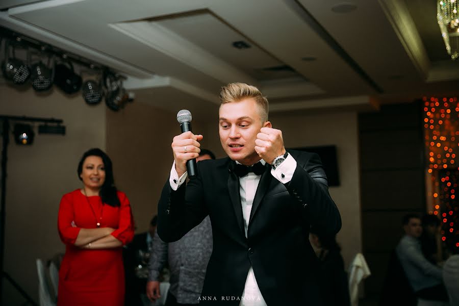 Fotógrafo de casamento Anna Rudanova (rudanovaanna). Foto de 17 de fevereiro 2018