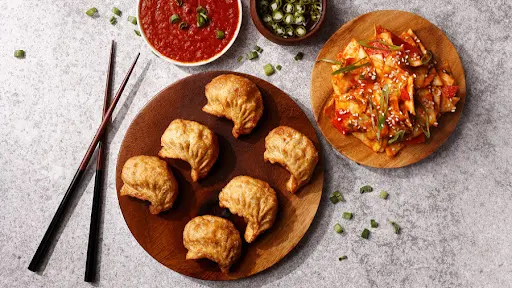 Chicken Kurkure Momos