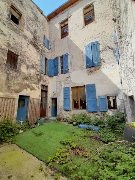 Vente maison 11 pièces 300 m² à Chatillon-en-diois (26410), 198 000 €