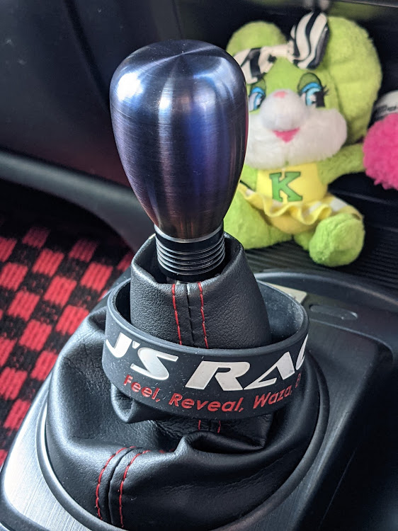シビックタイプRのシフトノブ・連休だけど暇・目指せPickUpCarsに関するカスタム事例の投稿画像1枚目
