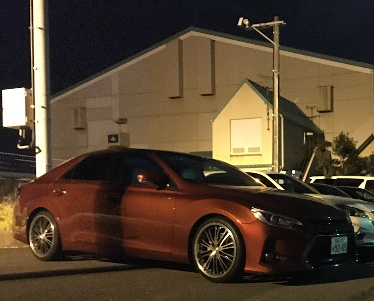 クラウンアスリートの暇人・奇妙な夜に関するカスタム事例の投稿画像6枚目