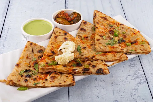 2 Paneer Paratha With Pickle & Mint Sauce