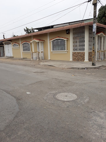 Unidad Educativa Básica Ciudad de Ibarra - Escuela