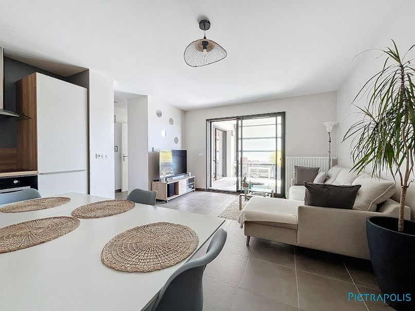 Vente appartement 2 pièces 50 m² à Ferney-Voltaire (01210), 329 000 €