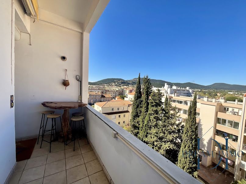 Vente appartement 3 pièces 57 m² à Hyeres (83400), 250 000 €