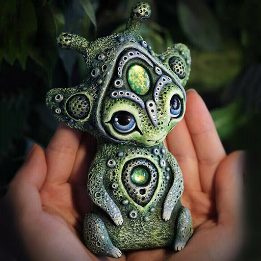 Title 1, Handmade Fantasy Creature Resin Ornaments for G...