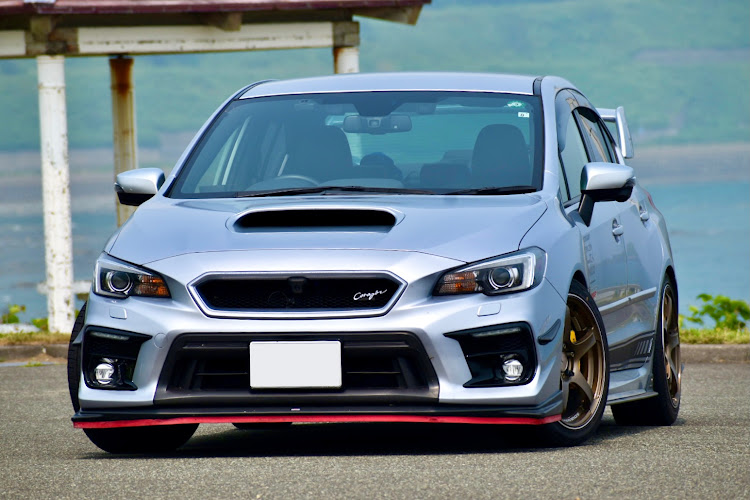 WRX S4のcorazon フロントグリル・#昔の写真を再現してみました・空港リレー継続中！・今日のラーメン🍜テロは？・1泊2日のロングひとっ走り🚙💨💨実行中に関するカスタム事例の投稿画像5枚目