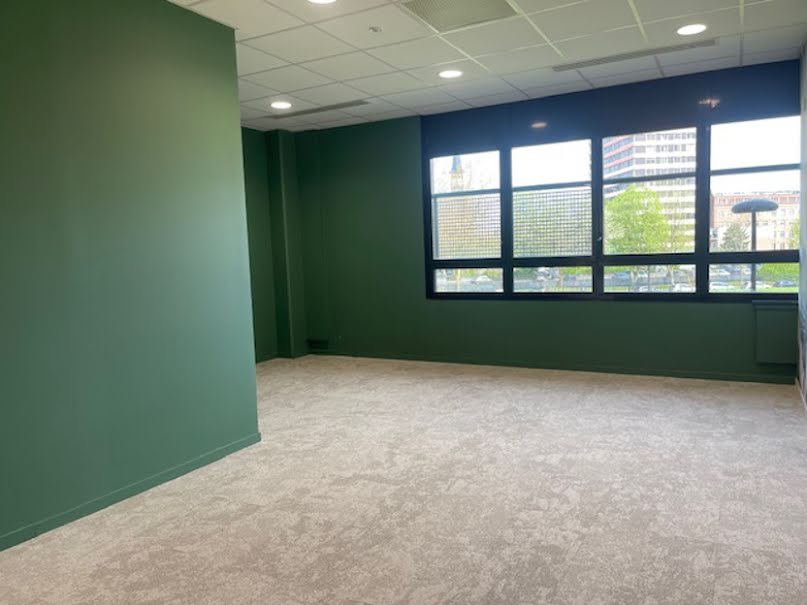 Vente locaux professionnels 1 pièce 82 m² à Roubaix (59100), 183 000 €