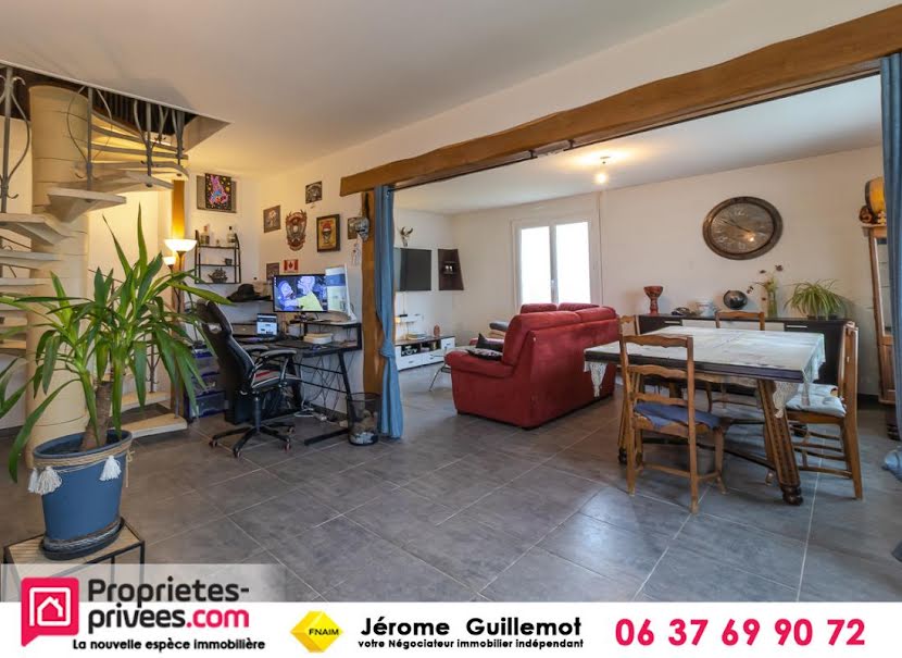 Vente maison 5 pièces 132.35 m² à Romorantin-Lanthenay (41200), 147 000 €