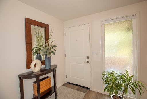 Apartment 5