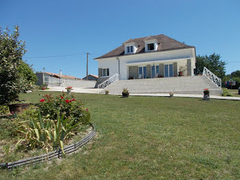maison à Beaumont Saint-Cyr (86)