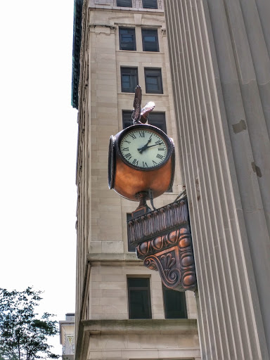 First National Eagle Clock