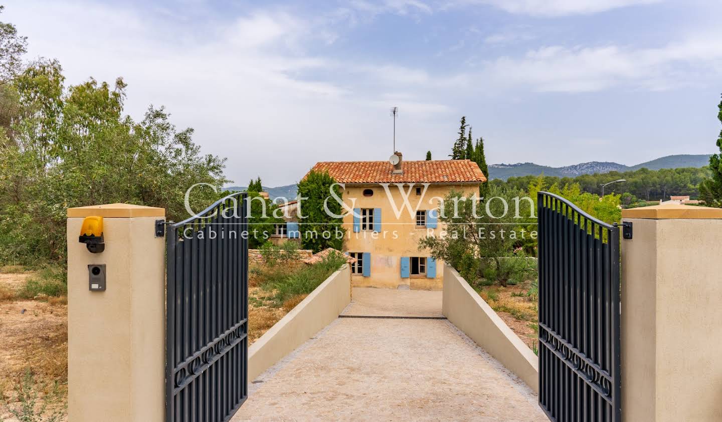 Villa avec piscine et terrasse Sanary-sur-Mer