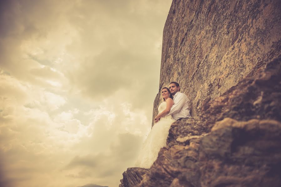 Fotografo di matrimoni Jean Silvestre (slfotografia). Foto del 18 dicembre 2014