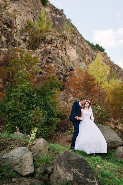 Fotógrafo de casamento Oleh Yarovka (uleh). Foto de 30 de outubro 2017