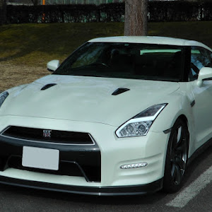 NISSAN GT-R R35