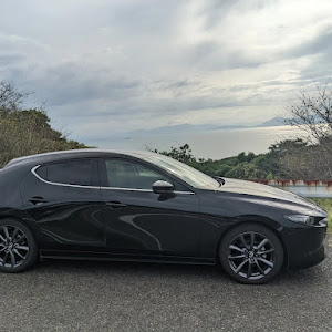 MAZDA3