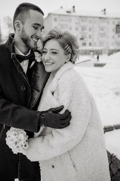 Wedding photographer Anastasiya Anzhenko (iloveborscht). Photo of 10 March