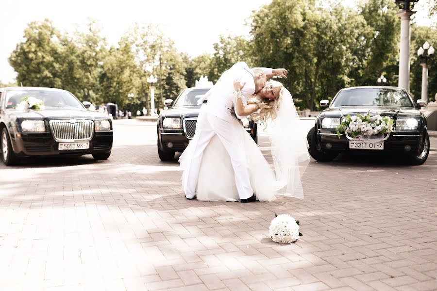 Wedding photographer Artem Bogdanovskiy (vpstudio). Photo of 21 October 2013