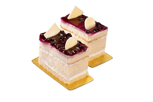 Blueberry Premium Pastry