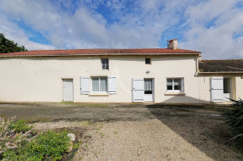 maison à Saint-Philbert-de-Bouaine (85)