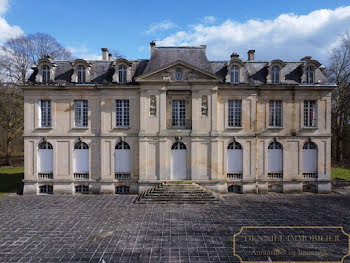 château à Chantilly (60)