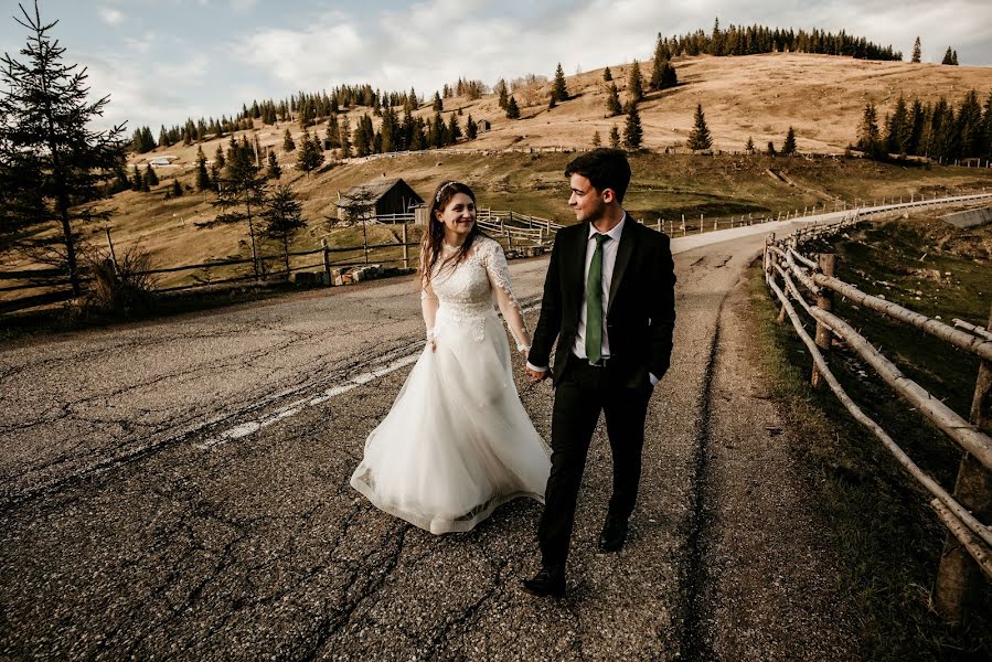 Wedding photographer Slagian Peiovici (slagi). Photo of 7 June 2019