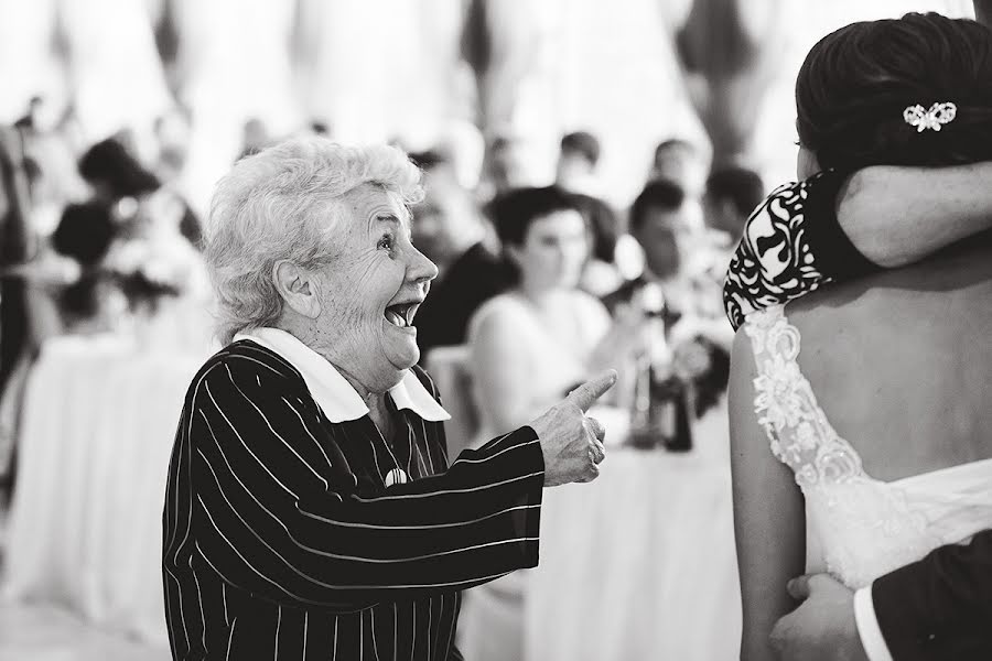 Fotógrafo de casamento Dmitriy Aleksandrov (aleksandrov). Foto de 11 de dezembro 2014