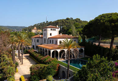 House with garden and terrace 6