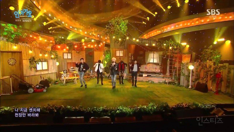 Image: WINNER's "Sentimental" performance / Instiz