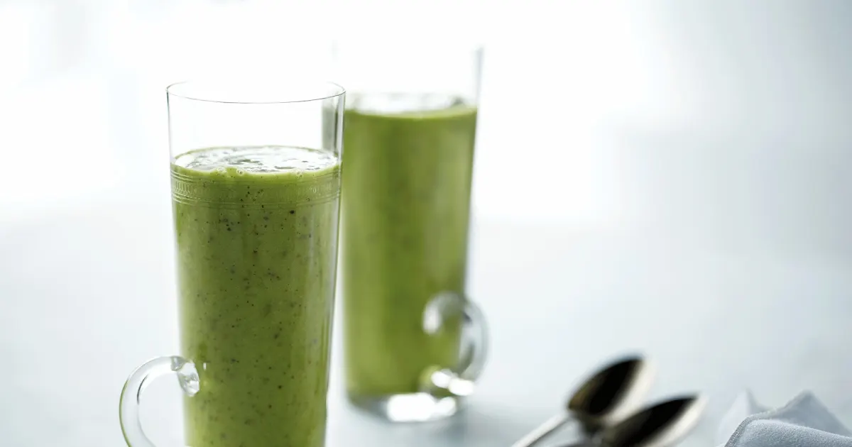Matcha Powder Green Tea Smoothie Recipe - Choosing Chia