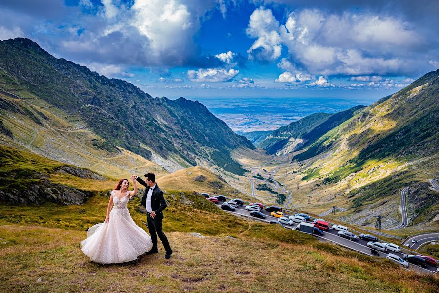 Fotógrafo de casamento Laurentiu Nica (laurentiunica). Foto de 17 de setembro 2019