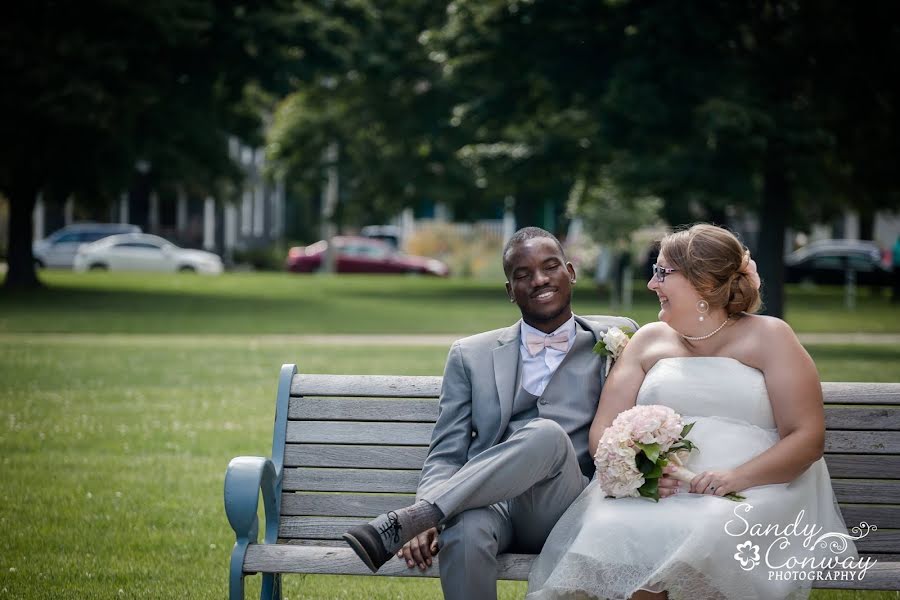 Hääkuvaaja Sandy Conway (sandyconway). Kuva otettu 30. joulukuuta 2019