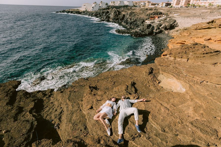 Fotógrafo de casamento Eva Isaeva (sisters). Foto de 10 de dezembro 2022