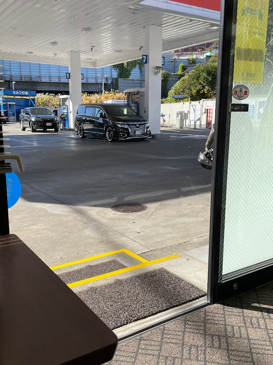 エルグランドのEneKey・洗車に関するカスタム事例の投稿画像1枚目