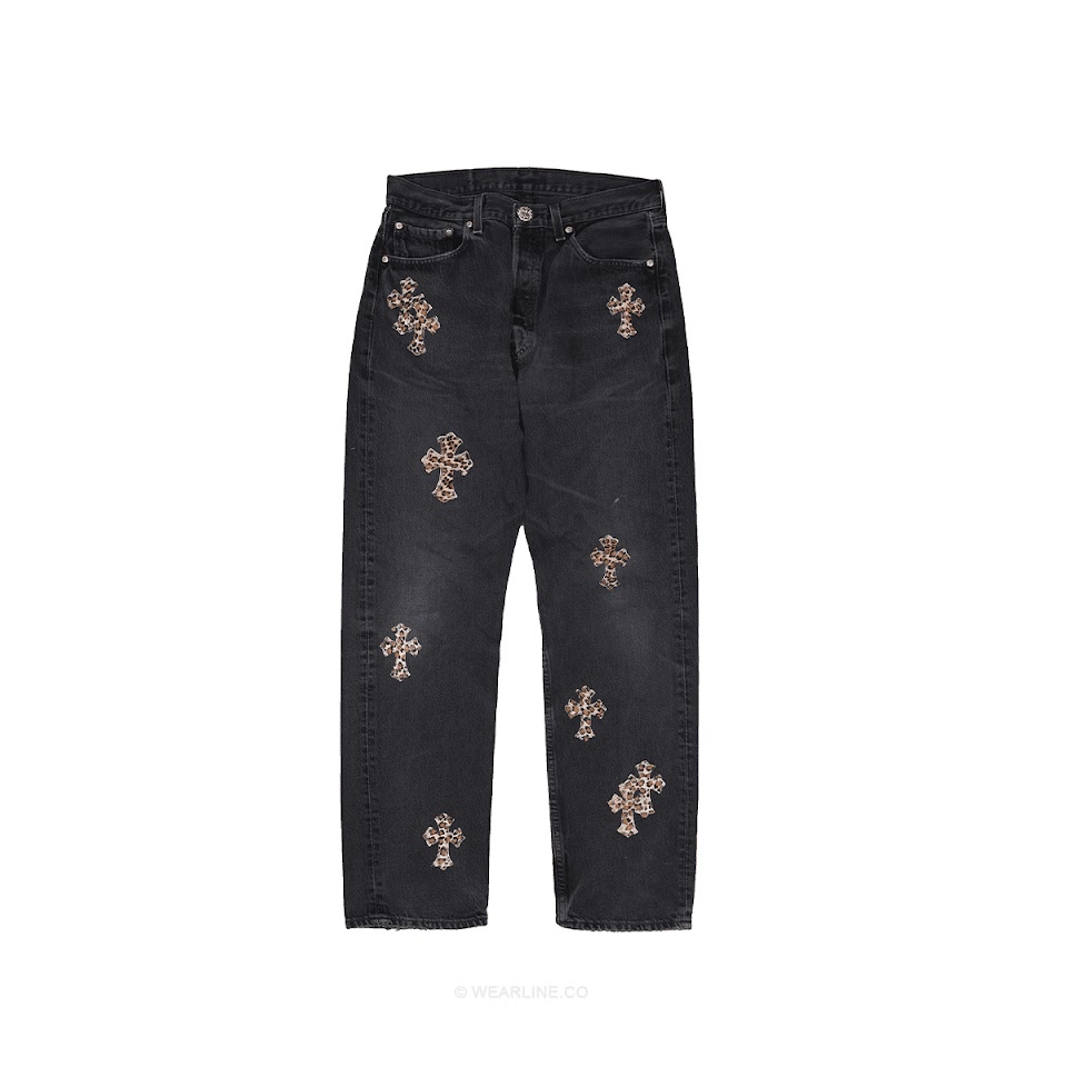 CHROME-HEARTS-BLACK-DENIM-JEANS-IN-LEOPARD-PRINT-CROSS-PATCH-3