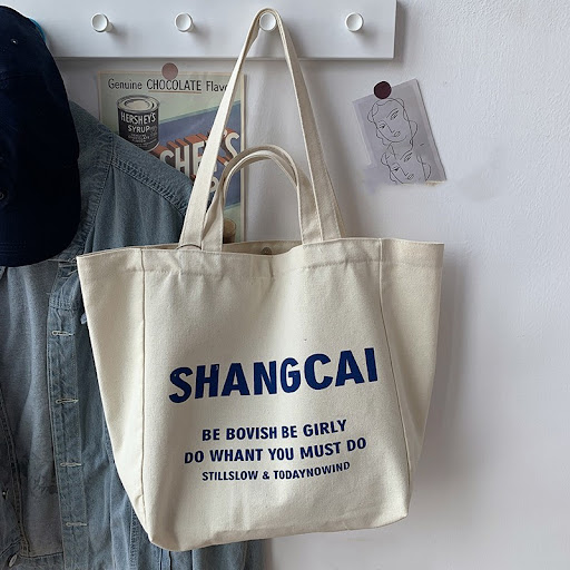 Title 4, Large capacity Japanese and Korean style summer...