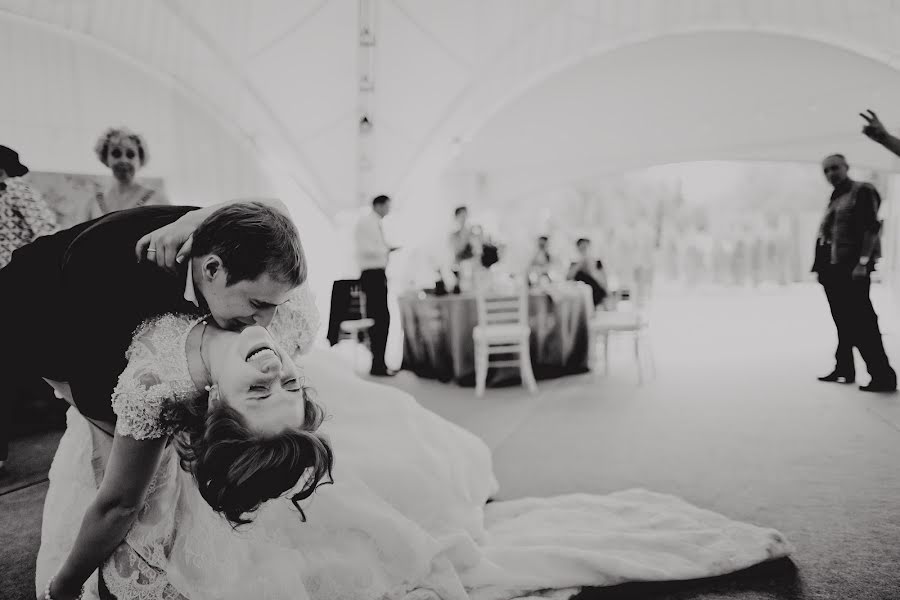 Wedding photographer Nadya Koldaeva (nadiapro). Photo of 15 April 2014