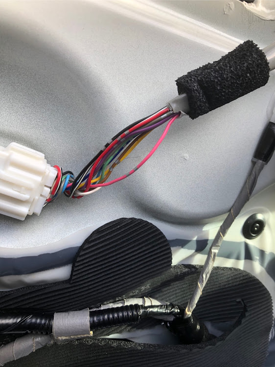 インスパイアのDIY・ウインカーポジション取付・耳ポジ化・いつも、いいね！有り難う御座います🙇に関するカスタム事例の投稿画像5枚目