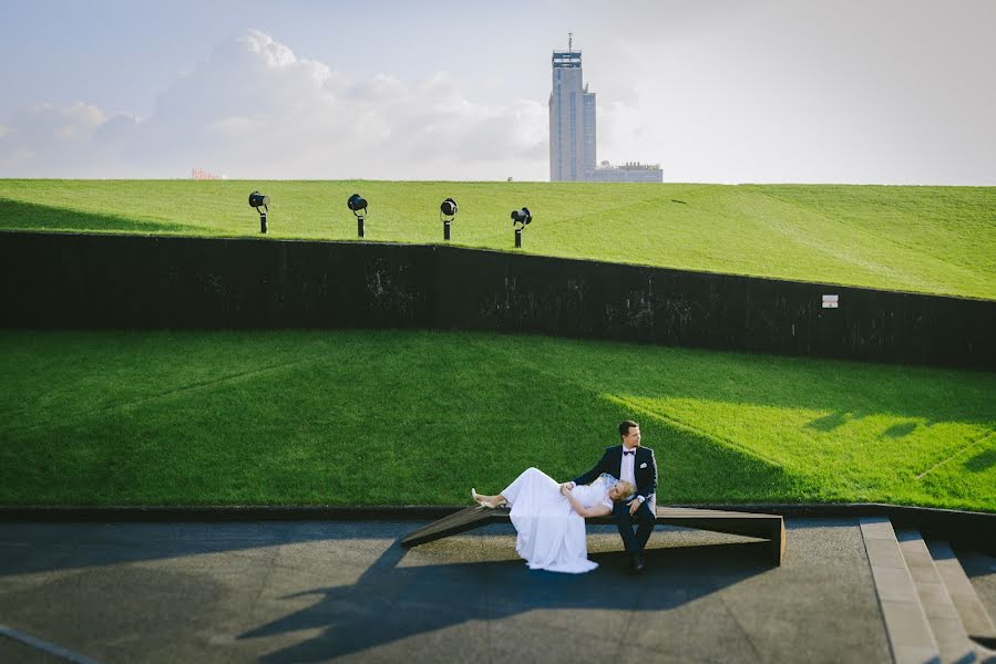 Photographe de mariage Bartosz Kowal (latajacykowal). Photo du 8 février 2017